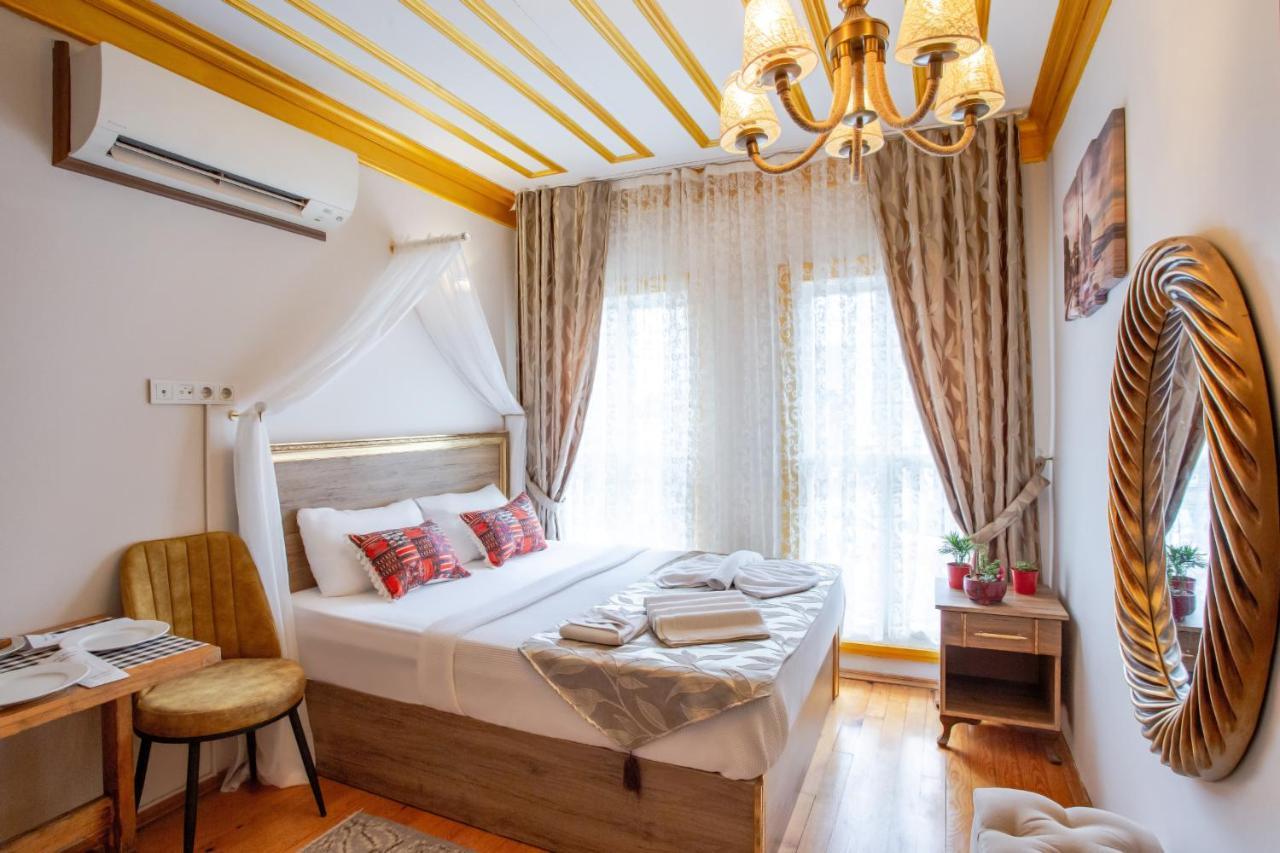 April Hotel Istanbulská provincie Exteriér fotografie