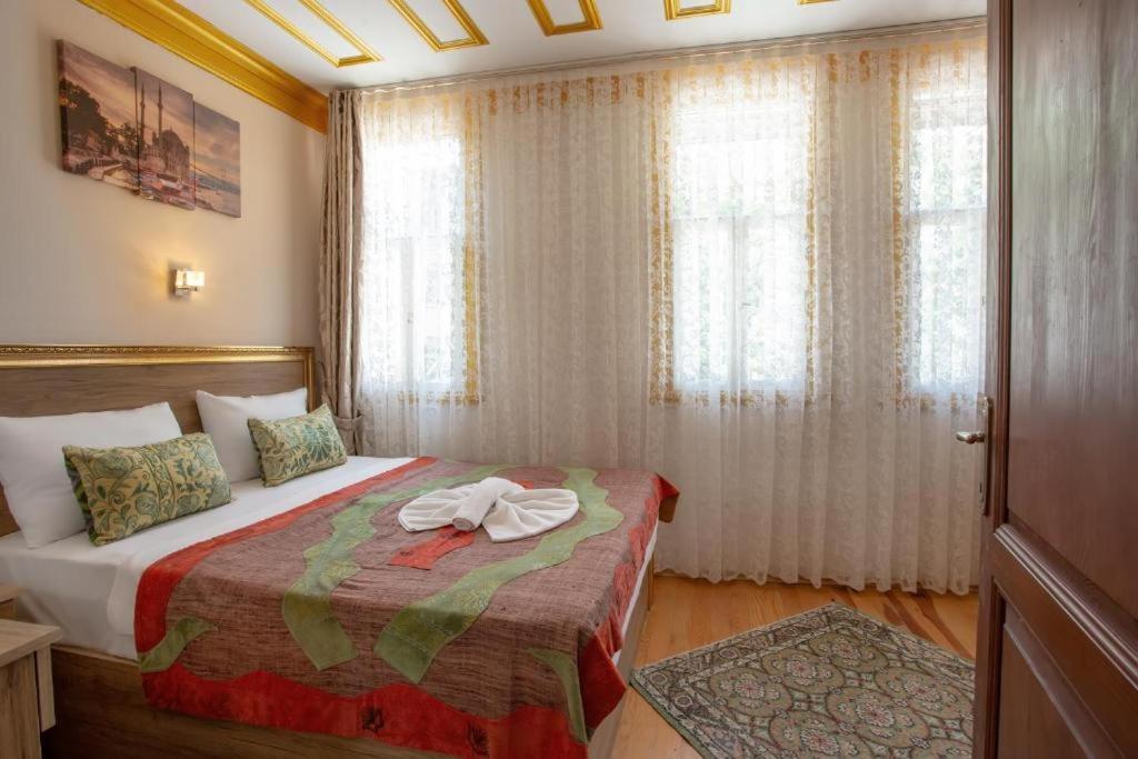 April Hotel Istanbulská provincie Exteriér fotografie